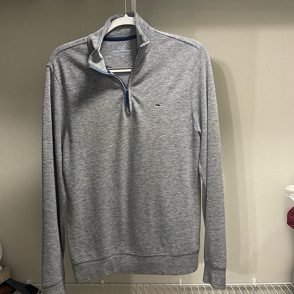 Blue and white combination vineyard vines sweater